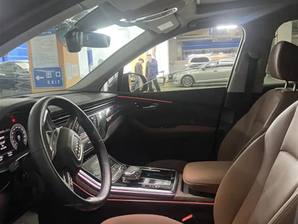 Audi Q7 2021 45 TFSI quattro S line Sport