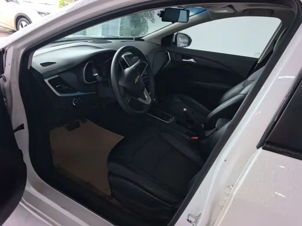 Chevrolet Cavalier — миниатюра 16