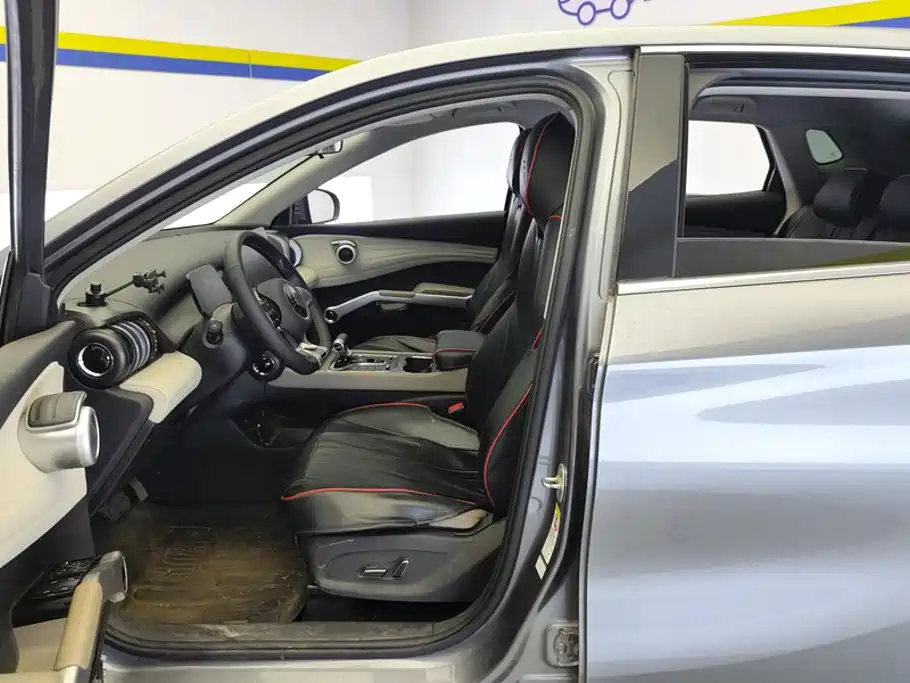 BYD Yuan Plus — миниатюра 9
