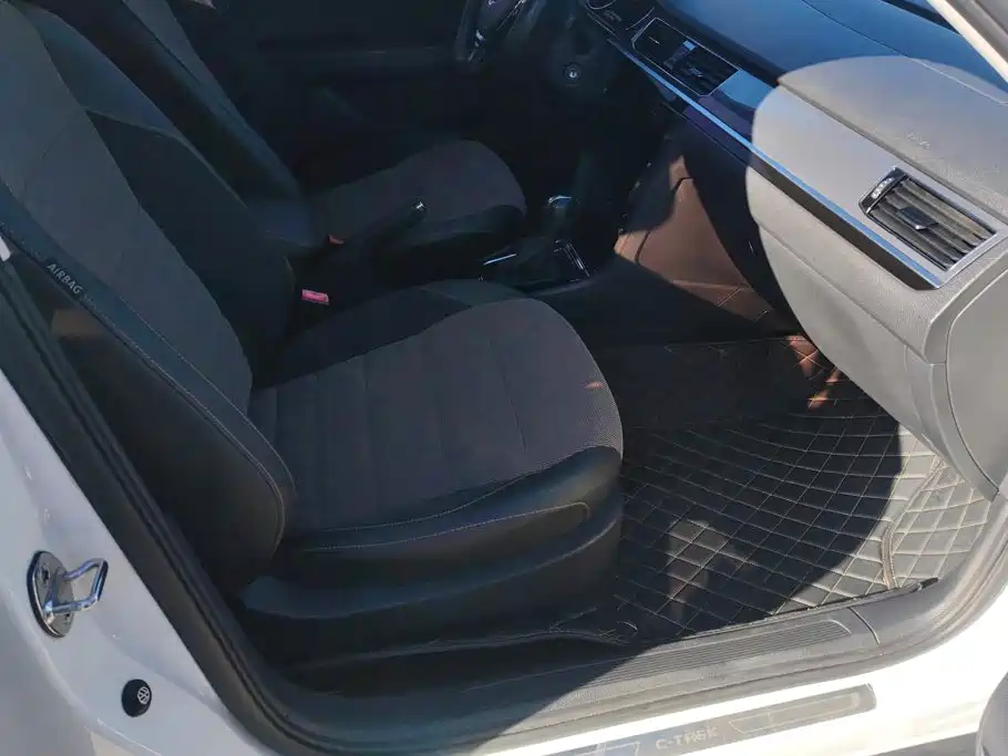 Volkswagen C-Trek — миниатюра 8
