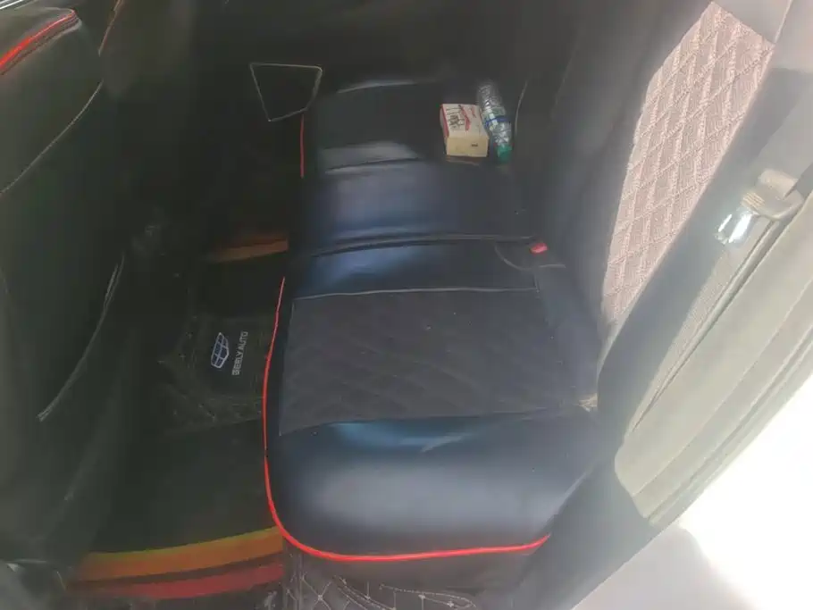 Geely Emgrand GS — миниатюра 11