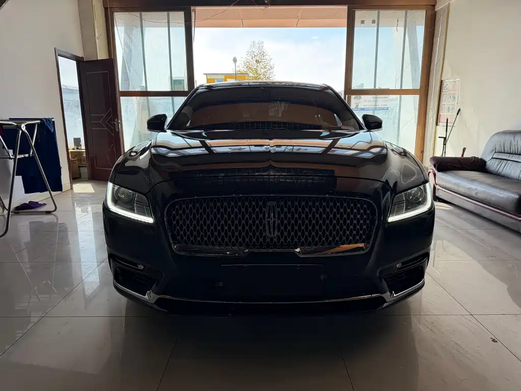 Lincoln Continental — миниатюра 2
