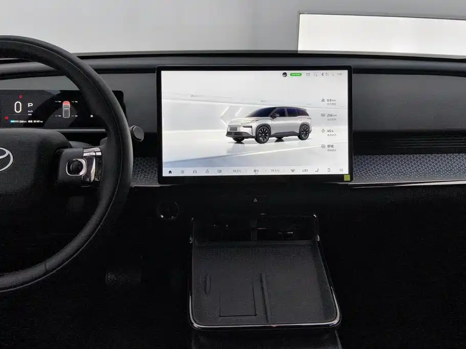 Toyota bZ3X — миниатюра 13