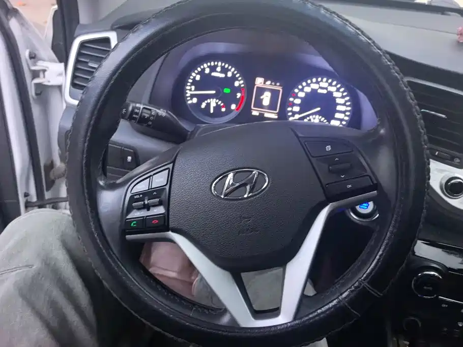 Hyundai Tucson — миниатюра 15