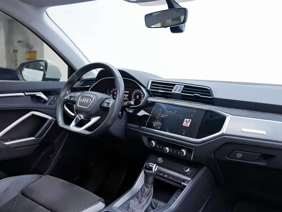 Audi Q3 2020 40 TFSI Fashion