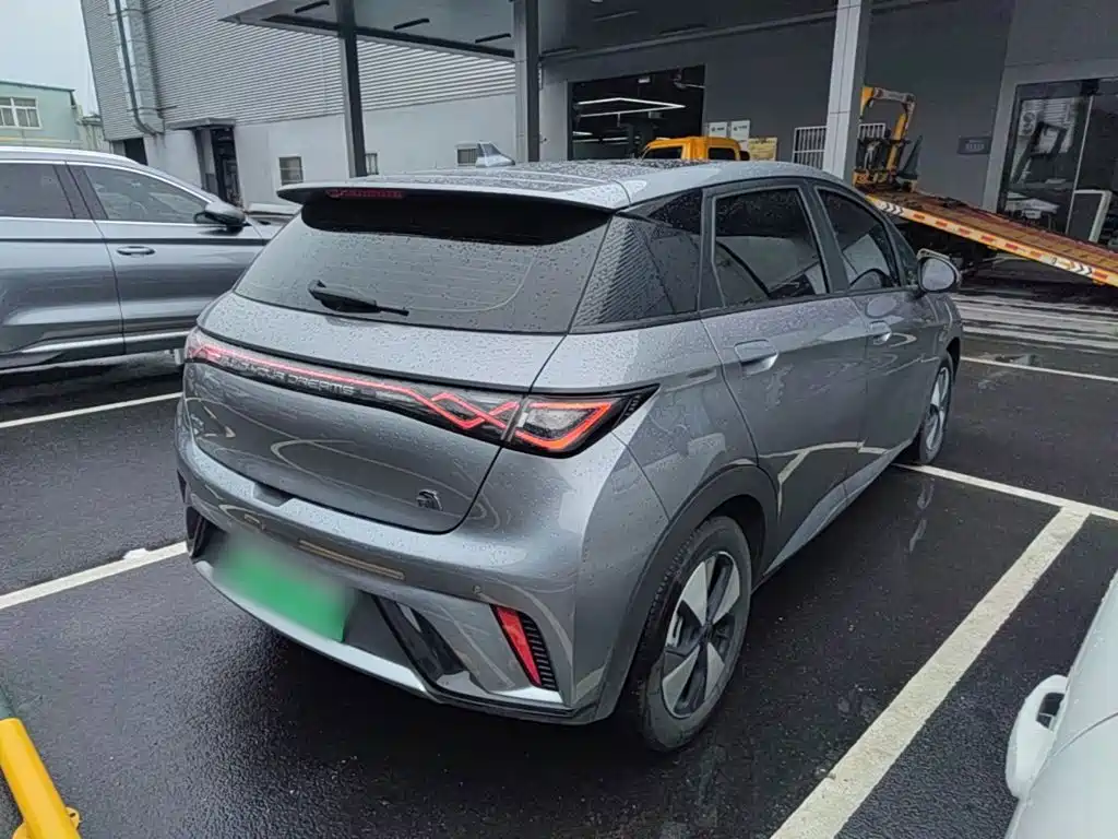 BYD Dolphin — миниатюра 7