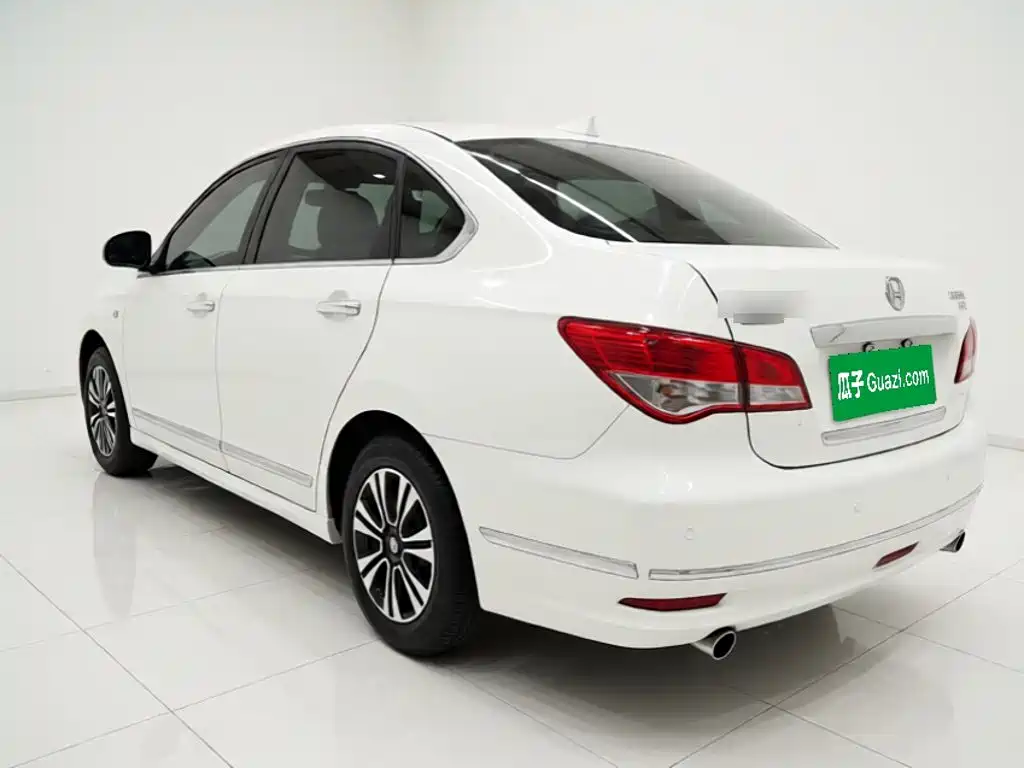 Nissan Sylphy — миниатюра 4
