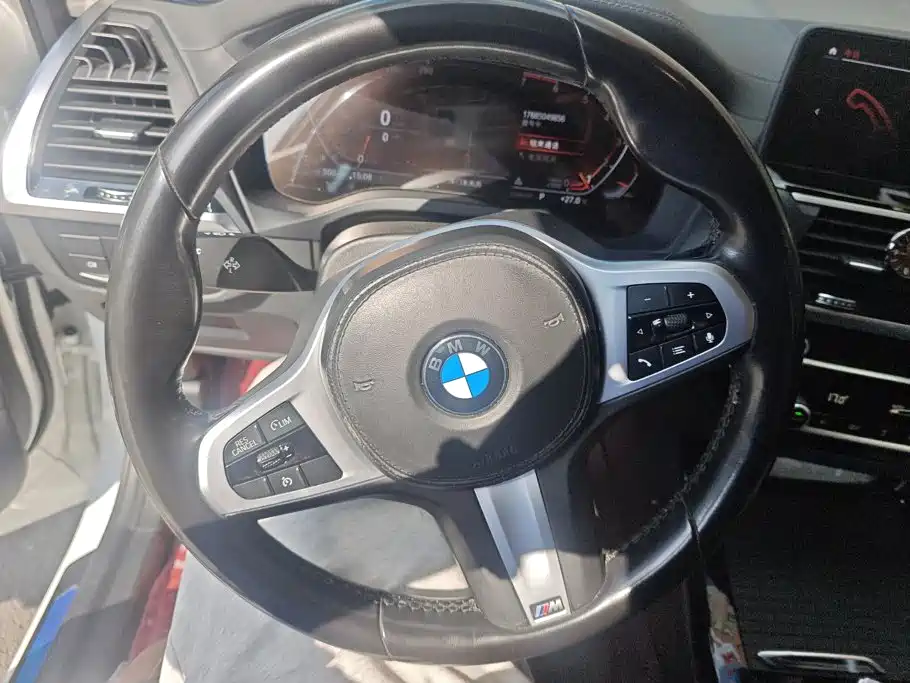 BMW X3 — миниатюра 15