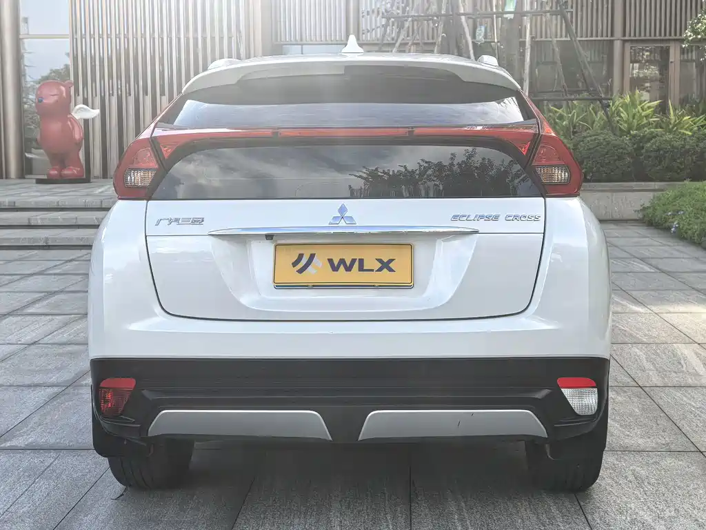 Mitsubishi Eclipse Cross — миниатюра 8