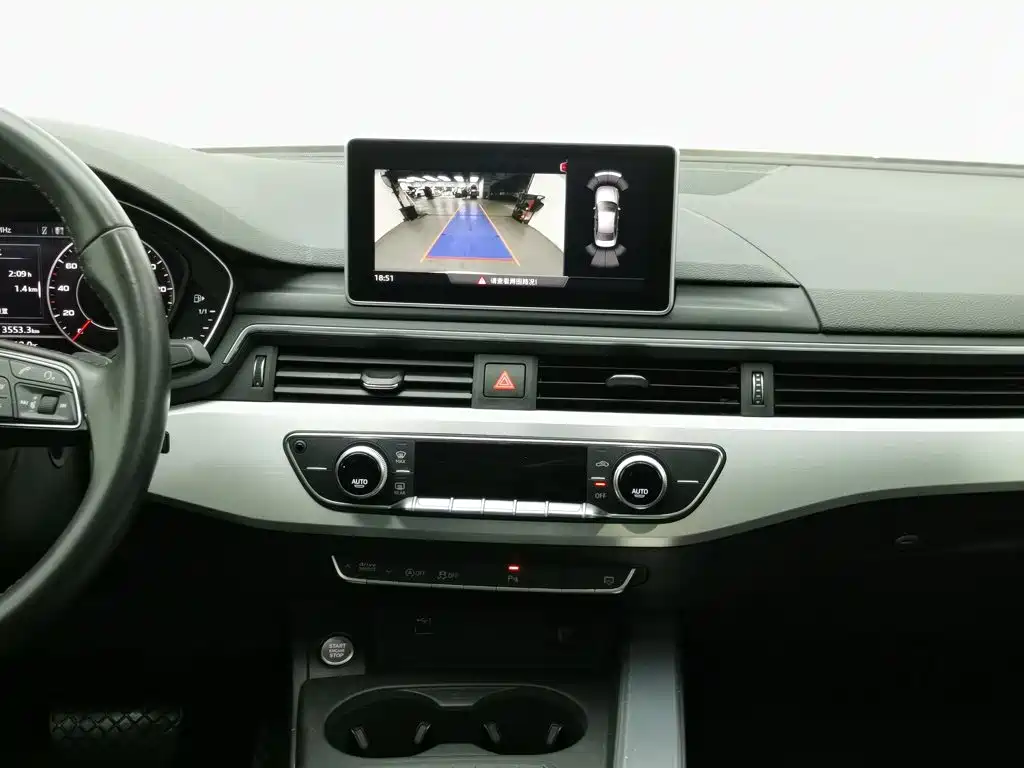 Audi A4L — миниатюра 12
