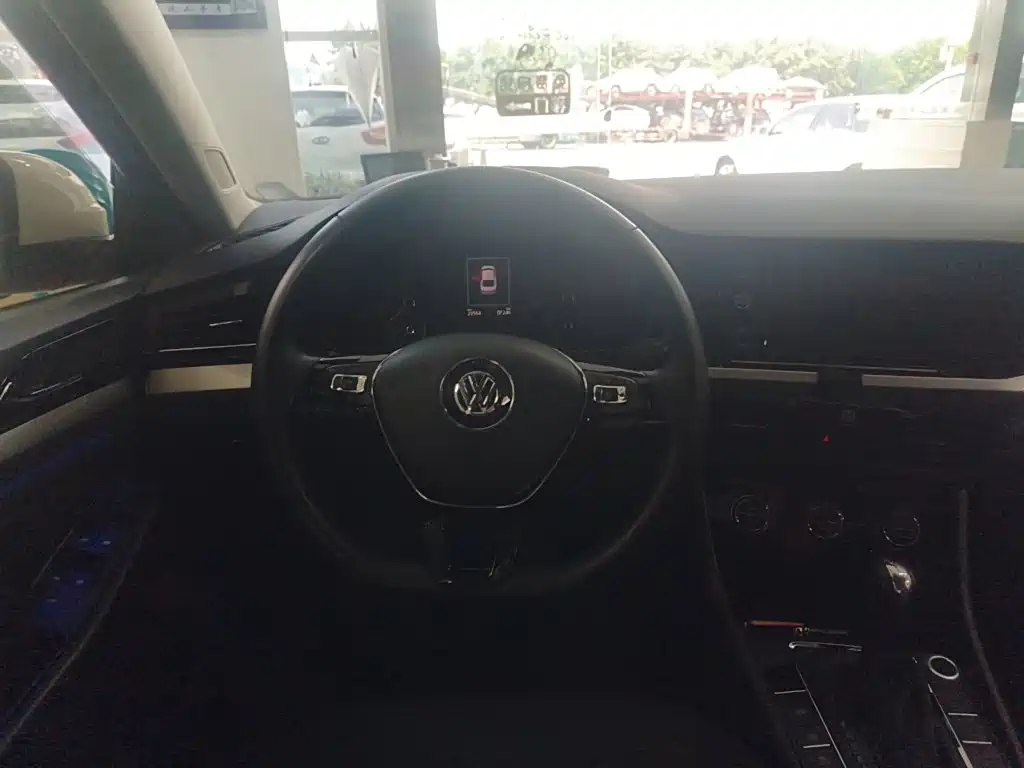 Volkswagen Bora EV — миниатюра 7