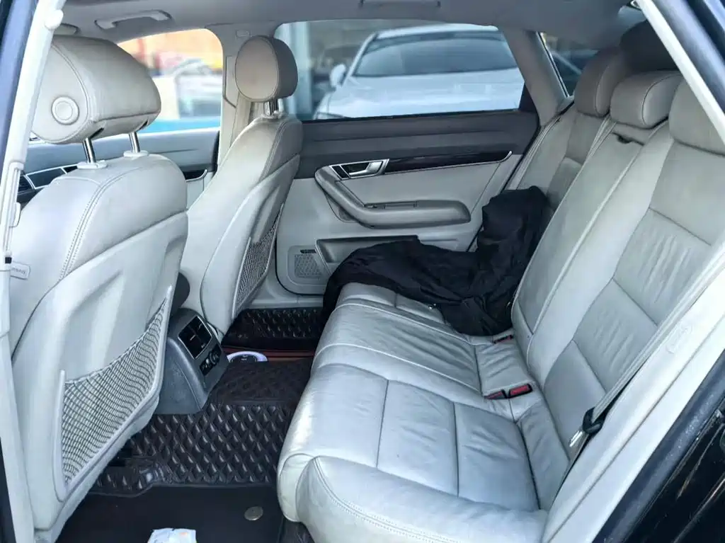 Audi A6L — миниатюра 2
