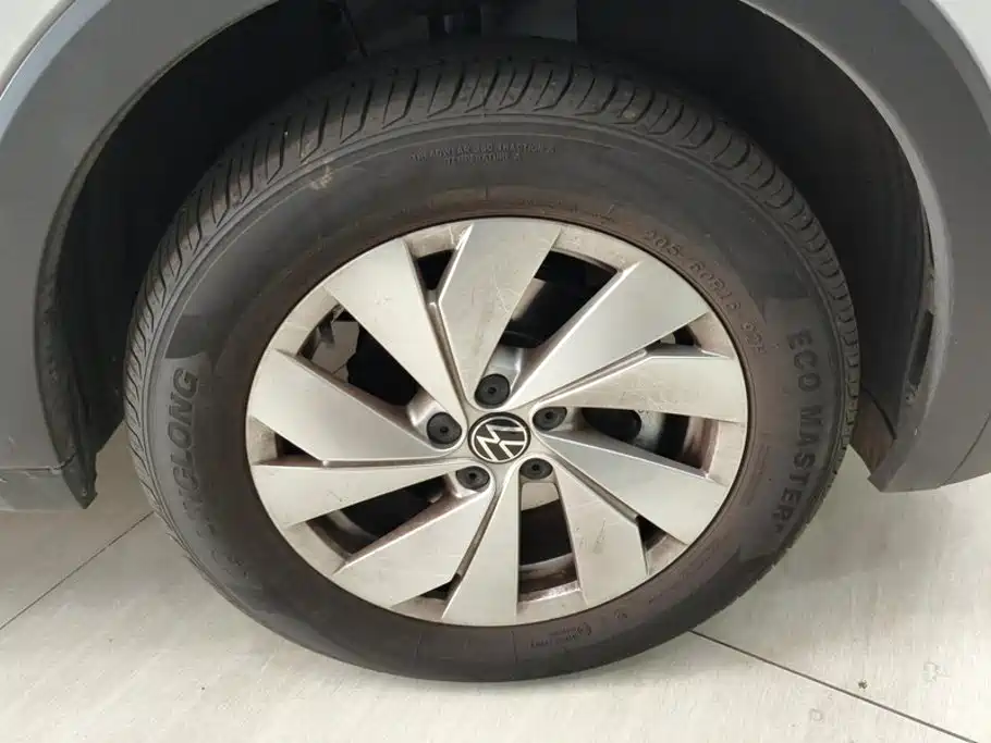 Volkswagen Tharu — миниатюра 6