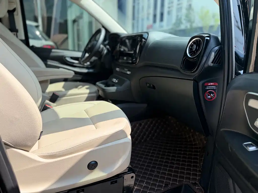 Mercedes-Benz Vito — миниатюра 28