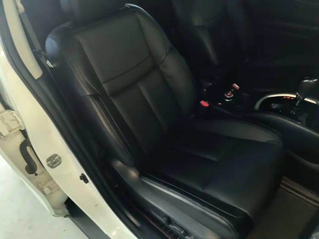 Nissan X-Trail — миниатюра 25