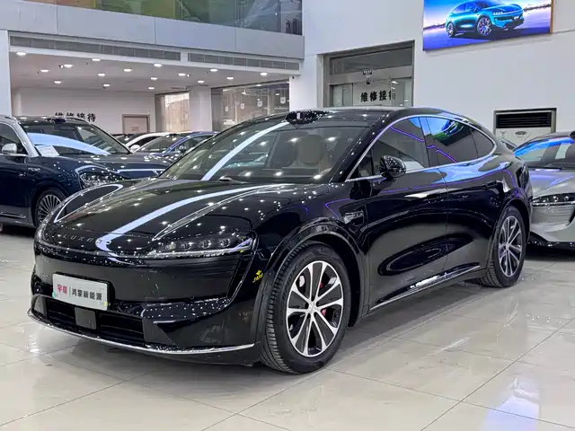 AITO WISDOM WORLD R7 2025