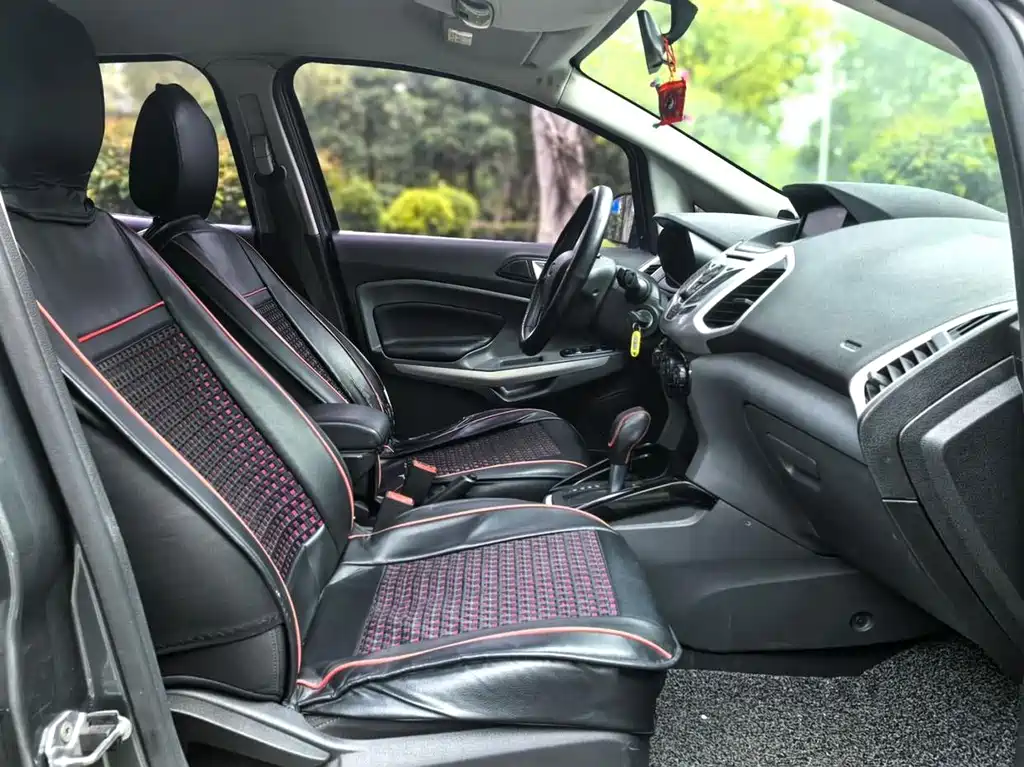 Ford Ecosport — миниатюра 28