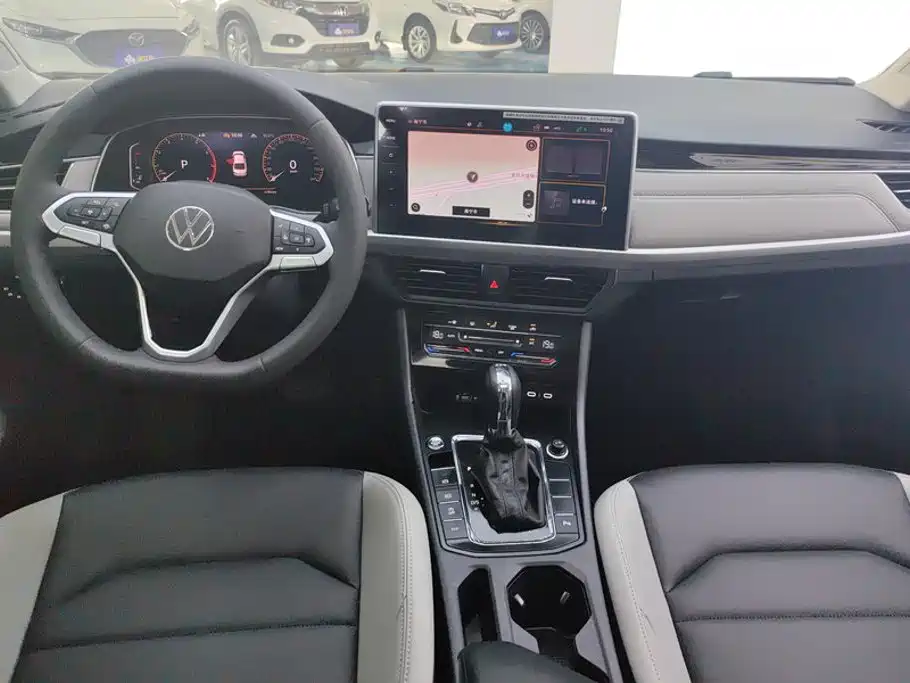 Volkswagen Bora — миниатюра 12