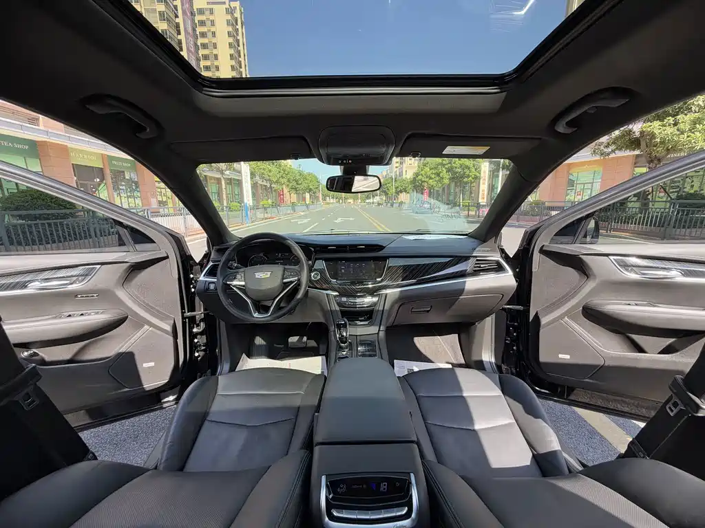 Cadillac XT6 — миниатюра 23