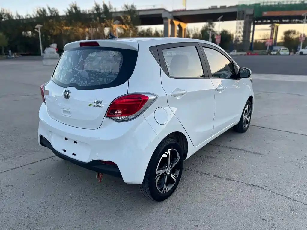 Changan Benben E-Star — миниатюра 8
