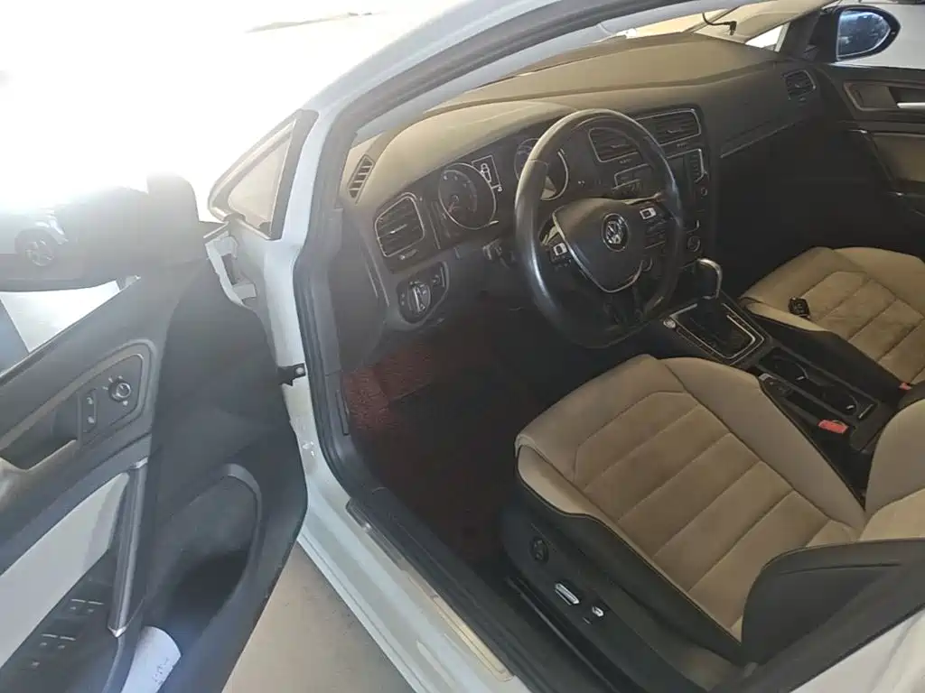 Volkswagen Golf — миниатюра 16