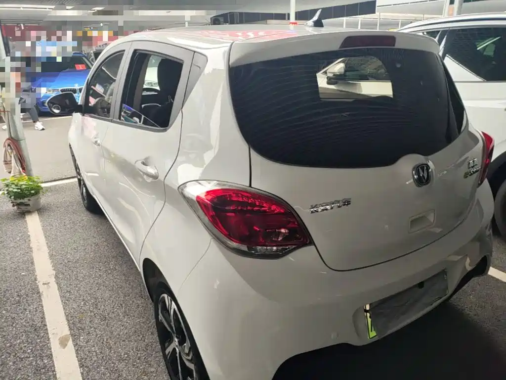 Changan Benben E-Star — миниатюра 5