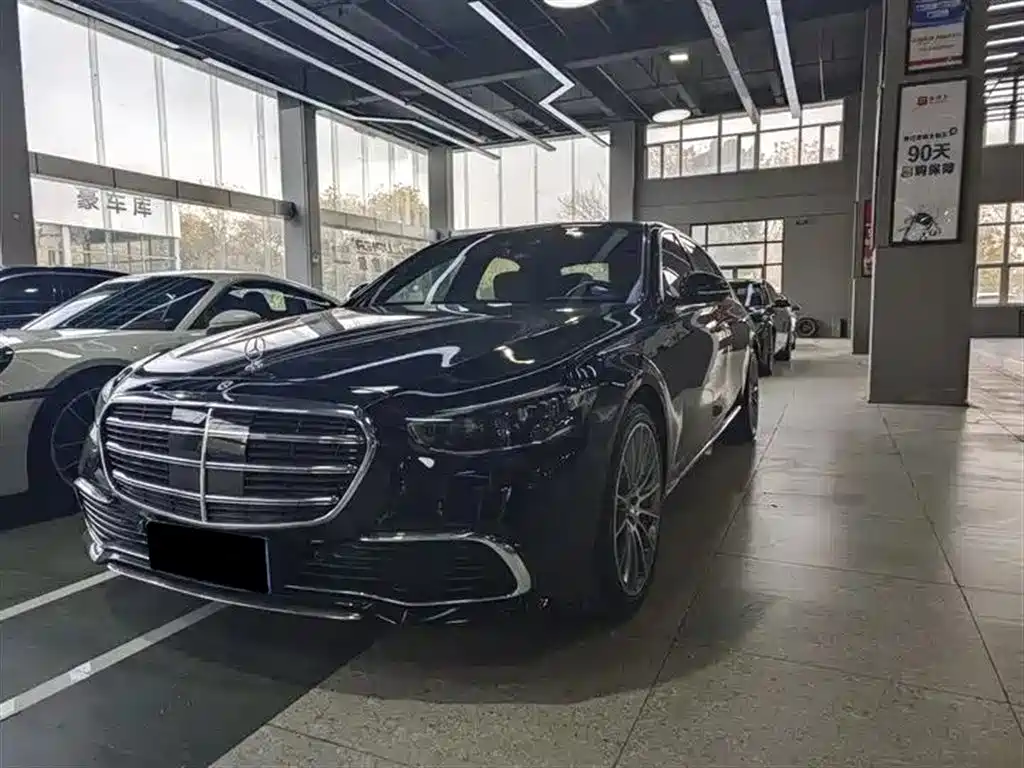 Mercedes-Benz S-Class 2021