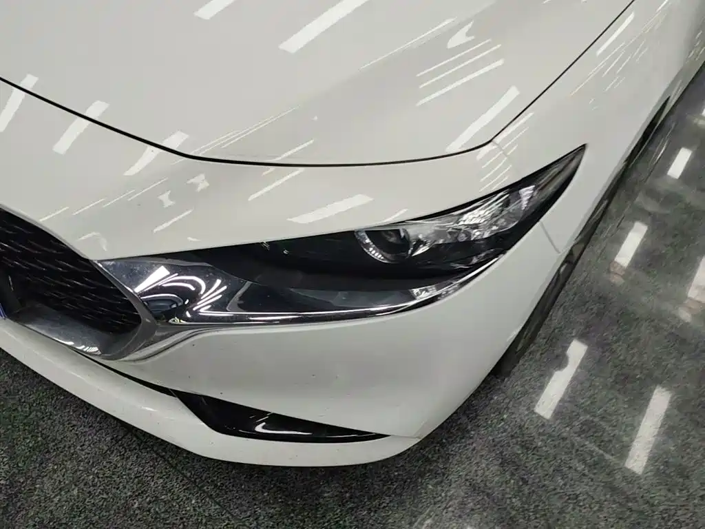 Mazda 3 Axela — миниатюра 24