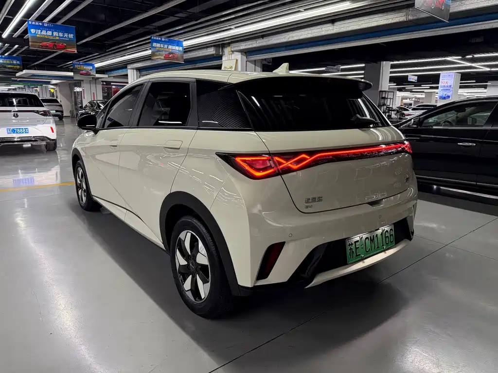 BYD Dolphin — миниатюра 7