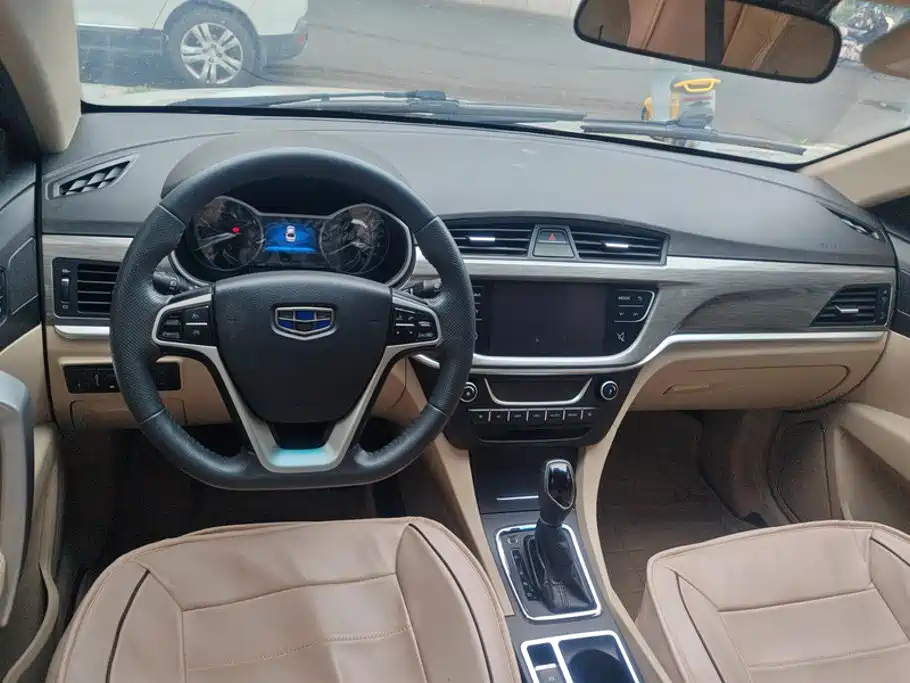 Geely Emgrand — миниатюра 12