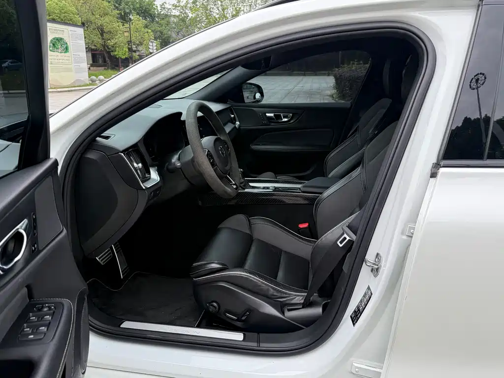 Volvo V60 2020 T5 Sport
