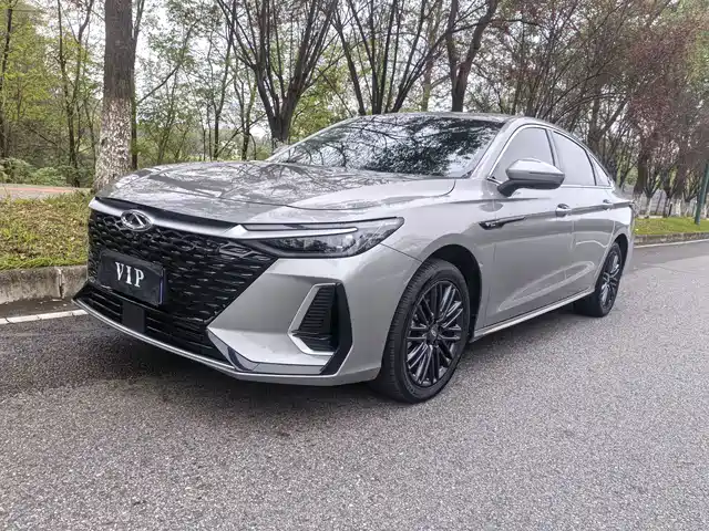 Chery Arrizo 8