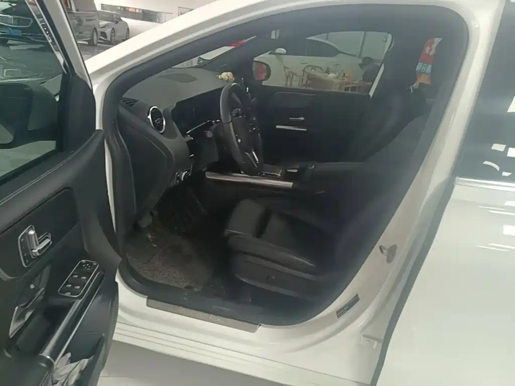 Mercedes-Benz B-Class — миниатюра 15