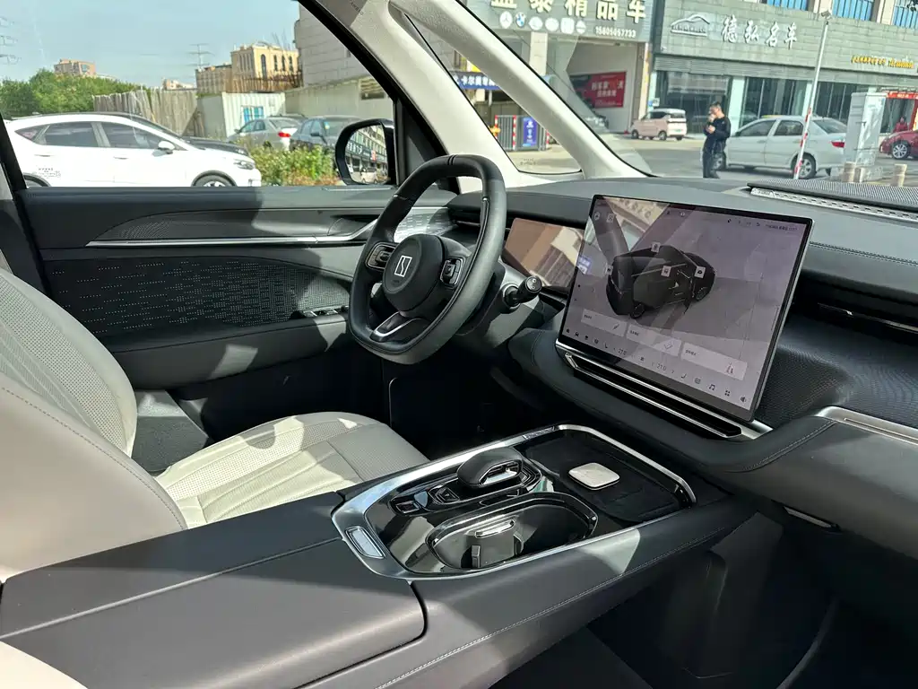 ZEEKR EXTREME KRYPTON 009