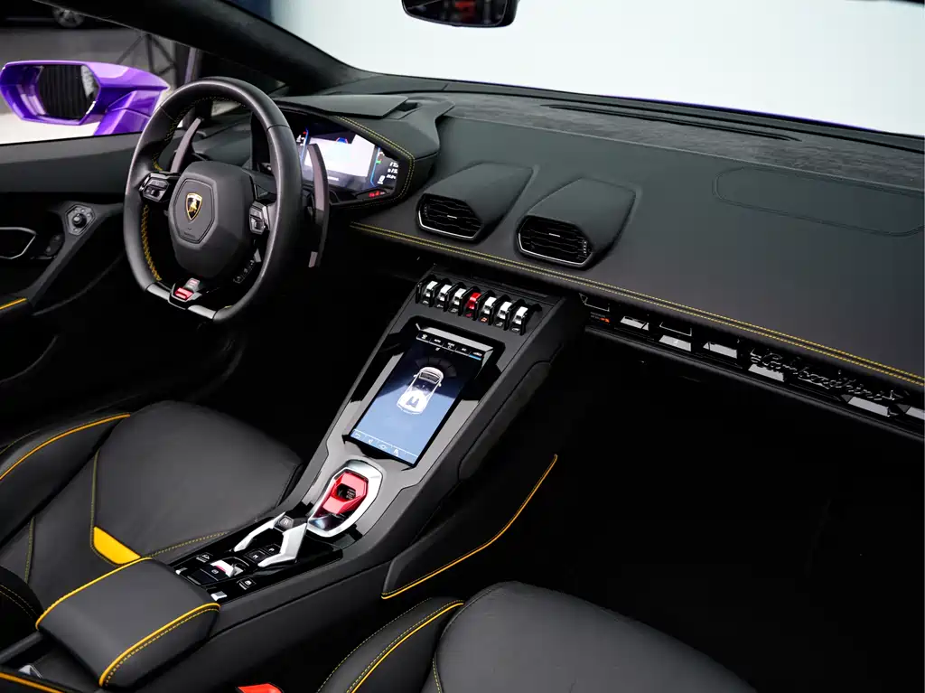 LAMBORGHINI HURACÁN