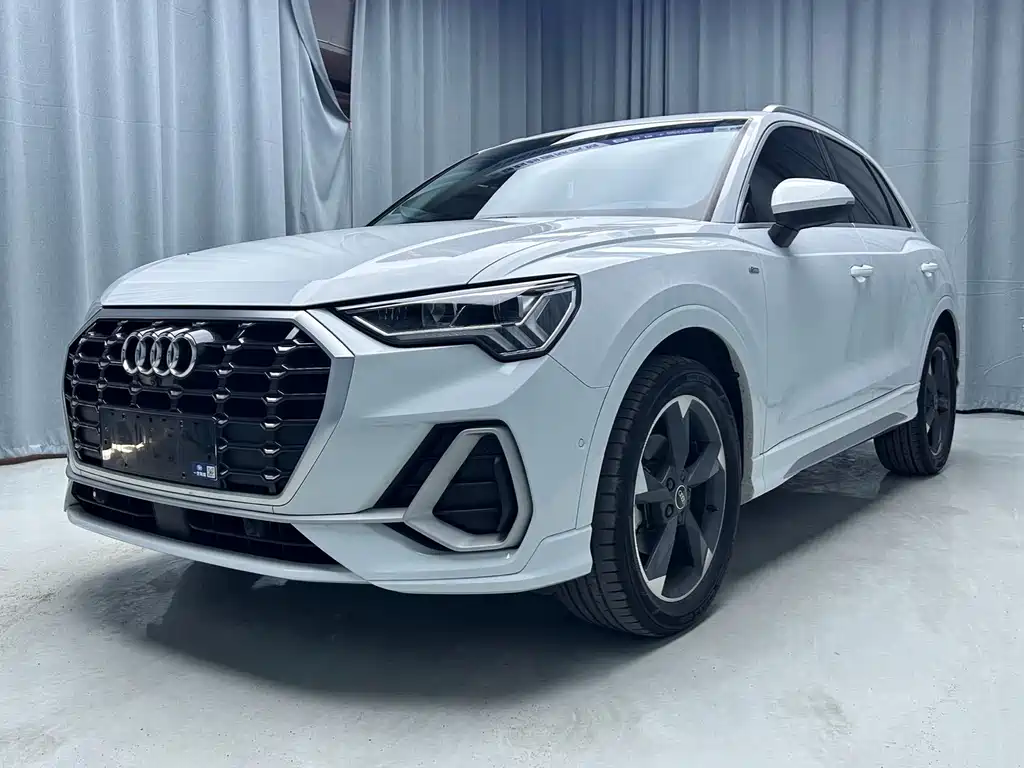 Audi Q3 2022 35 TFSI Fashion