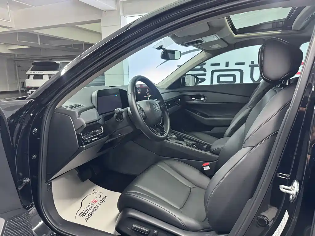 Honda Inspire — миниатюра 8