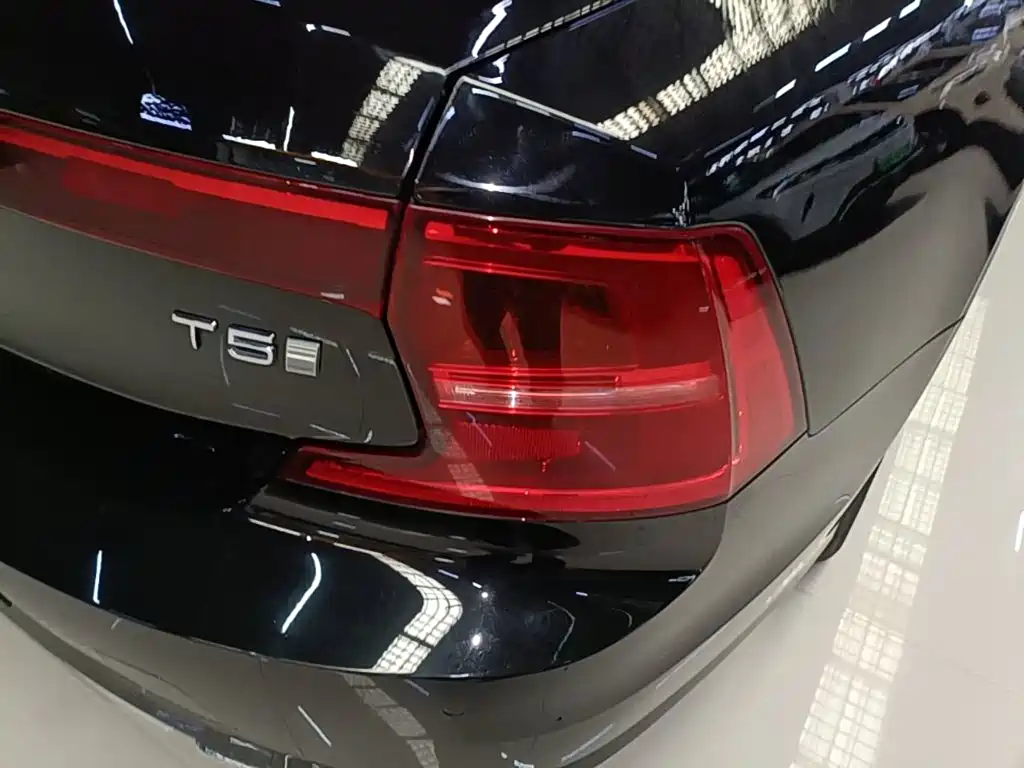 Volvo S90 — миниатюра 8