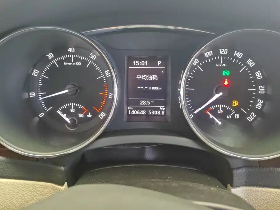 Skoda Superb — миниатюра 14