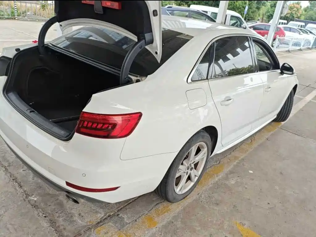 Audi A4L — миниатюра 2