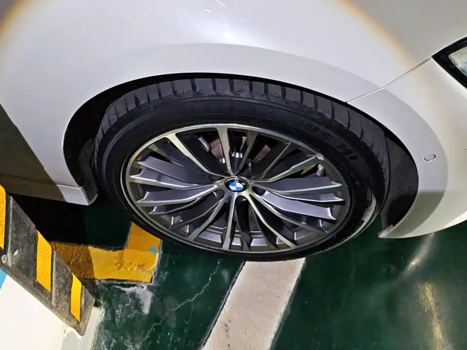 BMW 3 Series — миниатюра 6