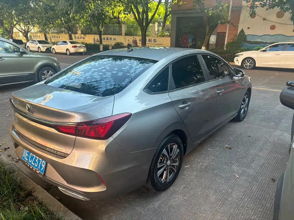 Changan Eado — миниатюра 8