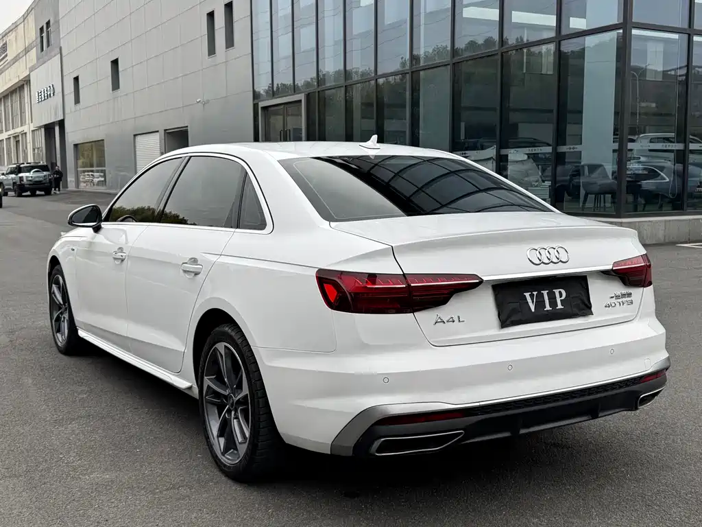 Audi A4L — миниатюра 17