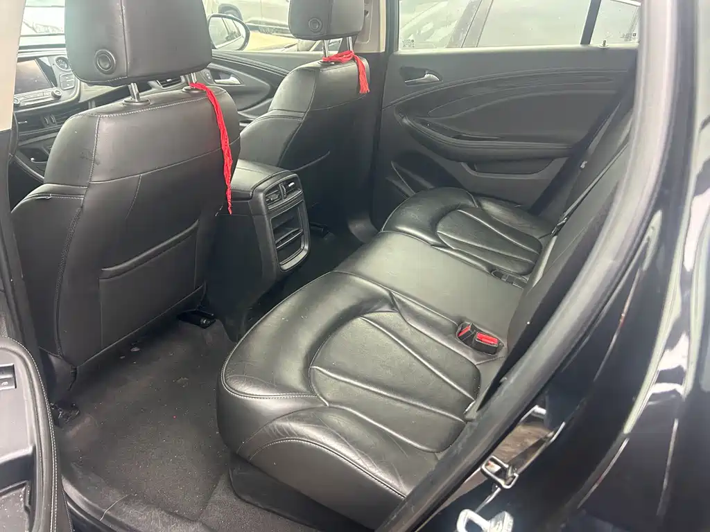 Buick Envision Plus — миниатюра 3