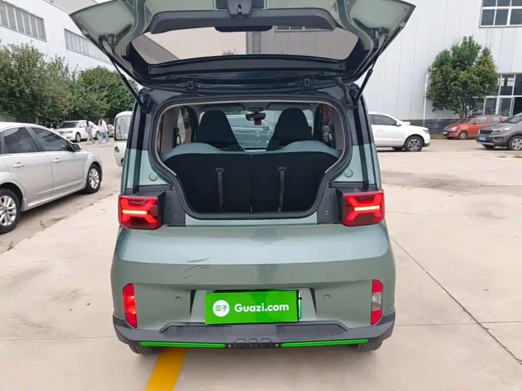 Wuling MINIEV — миниатюра 19