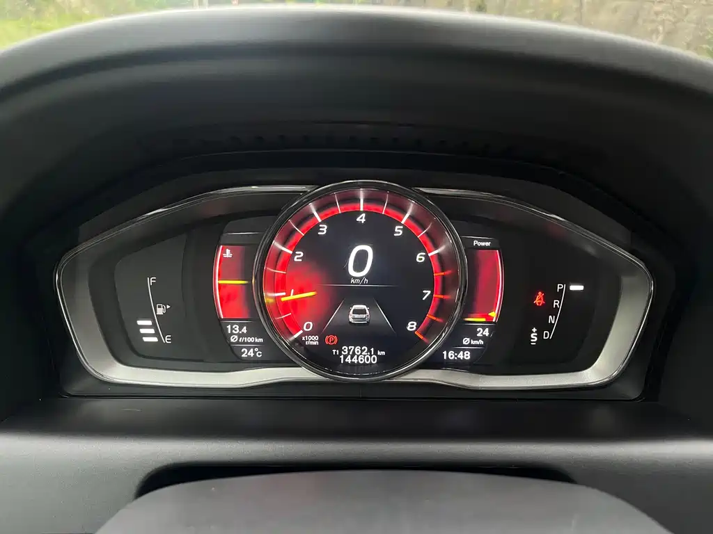 Volvo XC60 — миниатюра 18