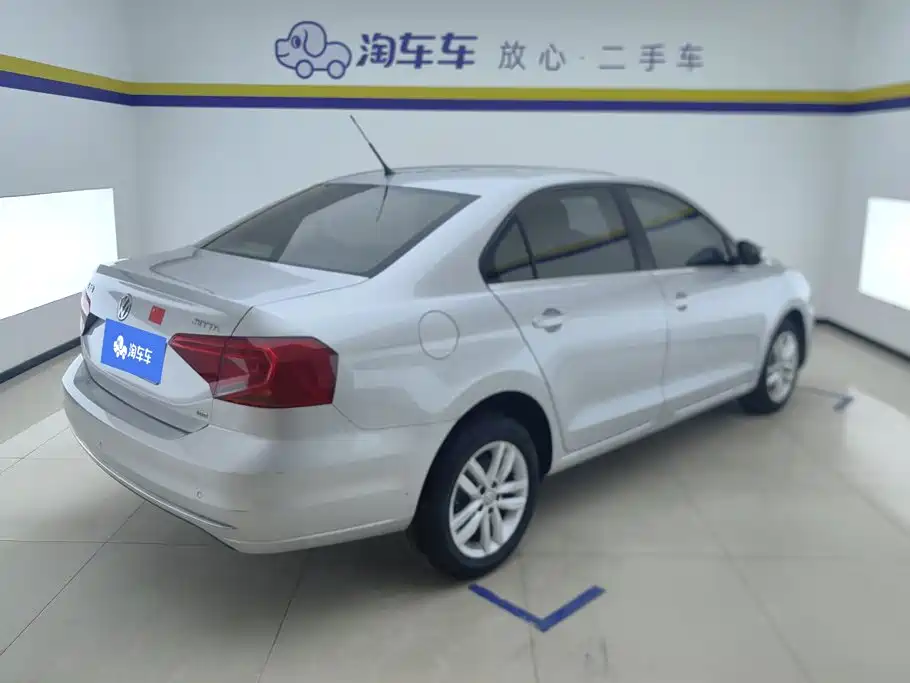 Volkswagen Jetta — миниатюра 3