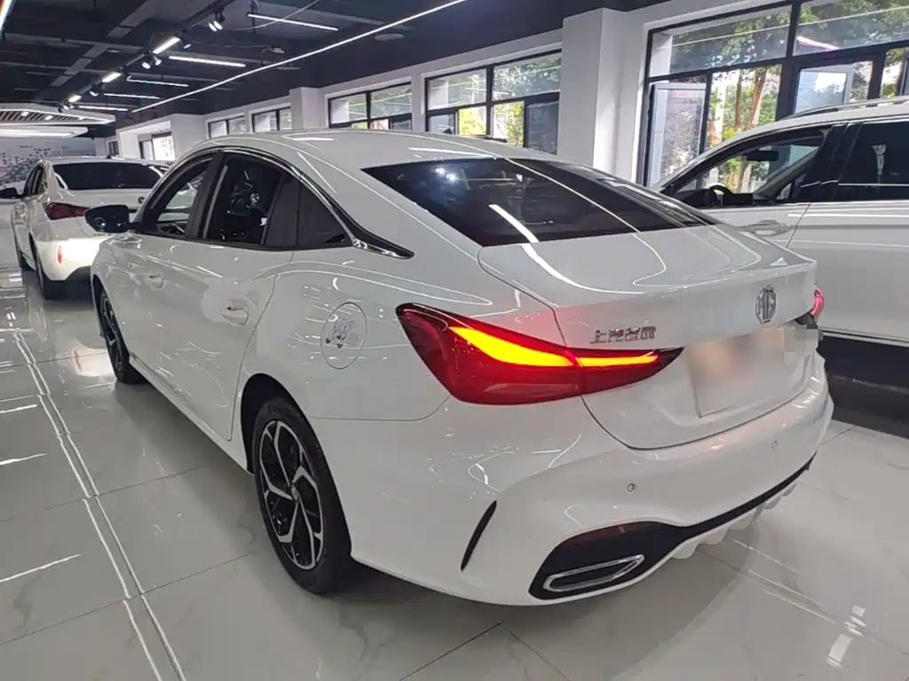 MG MG5 — миниатюра 5