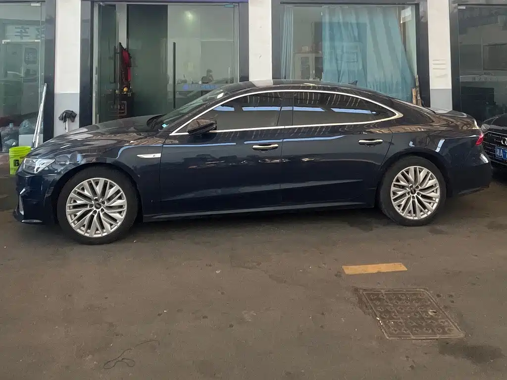 Audi A7L — миниатюра 3