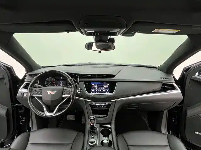 Cadillac XT6 — миниатюра 9